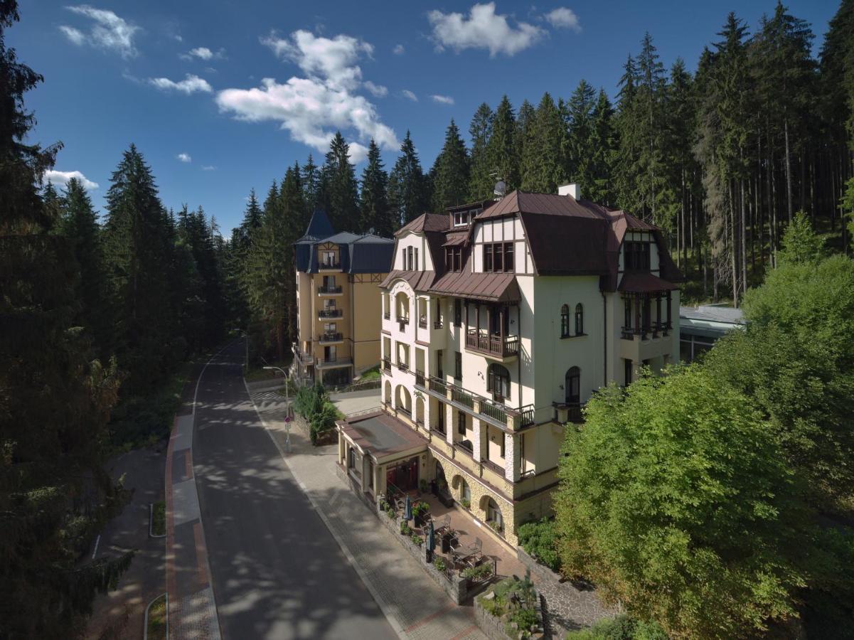 Spa Apartments St. Moritz Mariánské Lázně Kültér fotó